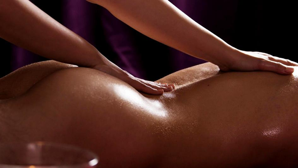 5 Steps zur Heissen Po Massage